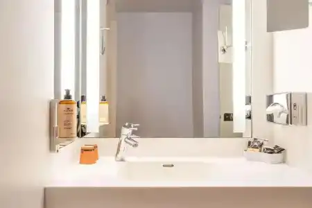 Mercure Marseille Centre Vieux Port - 9