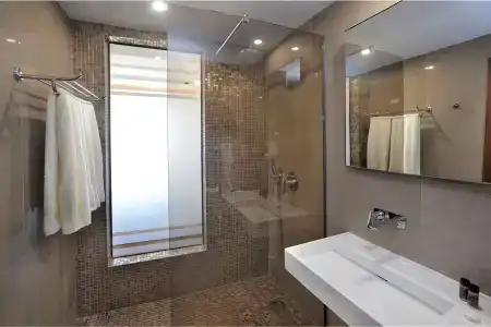 Nelia Beach & Spa - 9