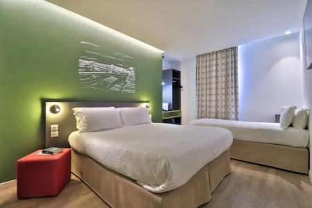 Kyriad Frejus - Centre - 39