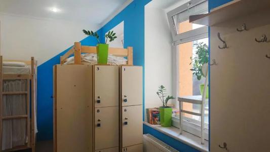 AntiHostel Forrest - 7