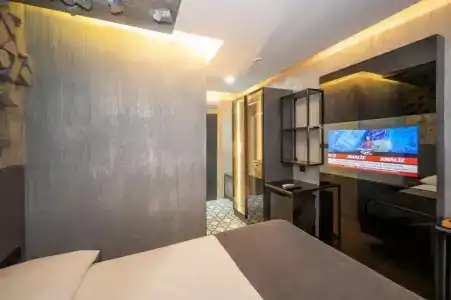 Continental Airport - 49