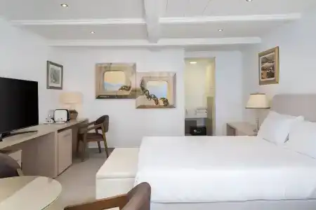 Kratiras View Luxury Suites - 22