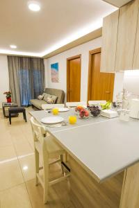 Rhodes City Center Suite - 21