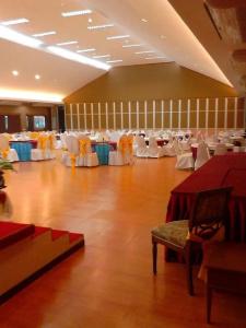 Sakol Grand Palace - 14