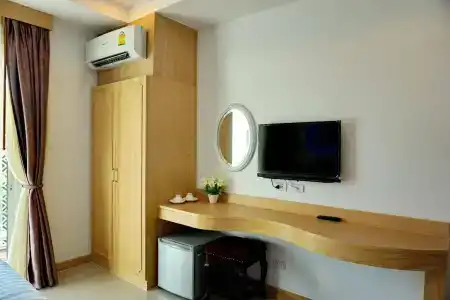 Triple Three Patong - 18