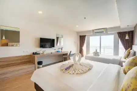 Royal Phala Cliff Beach Resort - 98