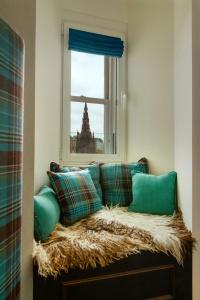 One Edinburgh-Royal - 49