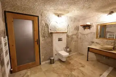Sarnich Cave Suites - 74