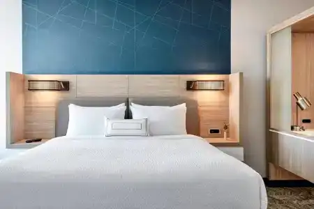 SpringHill Suites by Marriott Winter Park - 4