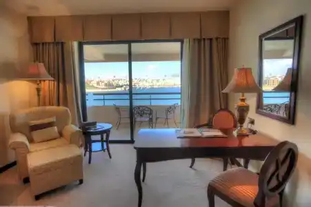 Grand Excelsior - 53