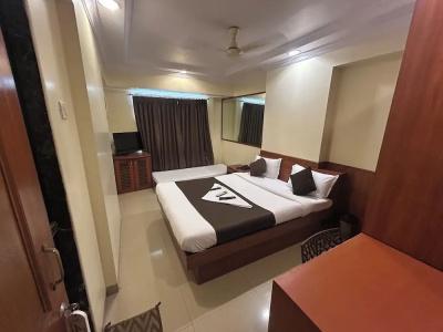 Lucky Goregaon - 26
