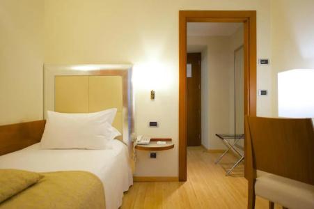Best Western Crystal Palace - 33