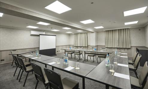 DoubleTree by Hilton Bristol North - 13