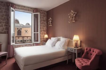 Regyn's Montmartre - 44