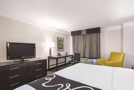 La Quinta by Wyndham University Area Chapel Hill - 27