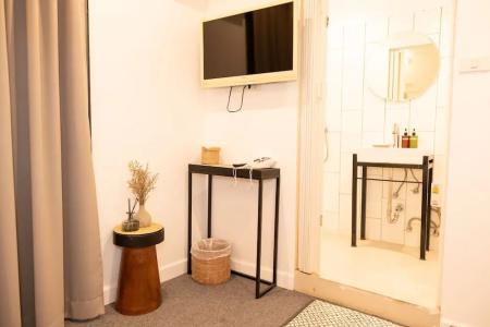 Oon Poshtel x Cafe - 18