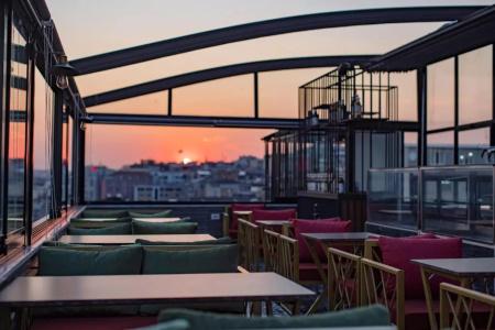 Grand Balyan & Restaurant - 10