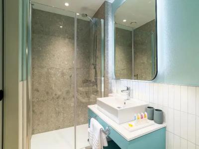 Hyatt Place London City East - 65