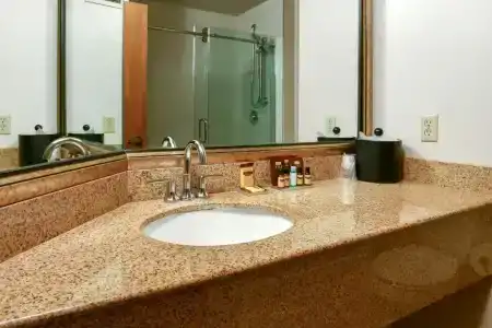 Best Western Plus - 125