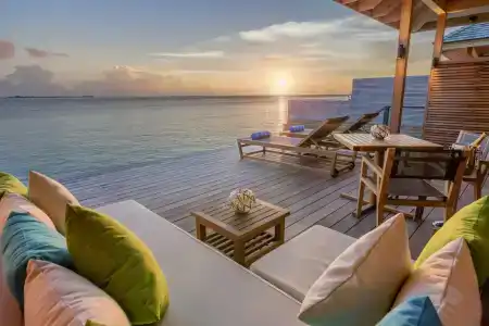Hurawalhi Island Resort - 20