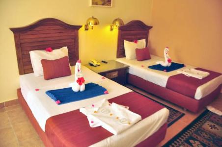 Aladdin Beach Resort - Families and Couples Only - 37