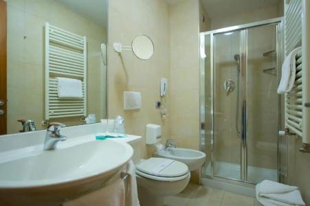 Best Western Crystal Palace - 58