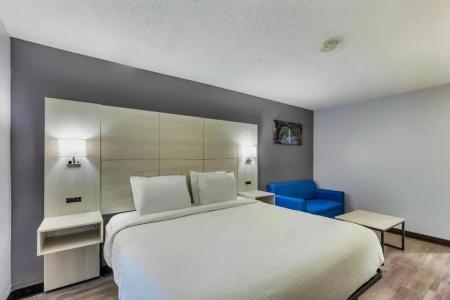 Days Inn by Wyndham Savannah Gateway I-95 - 23