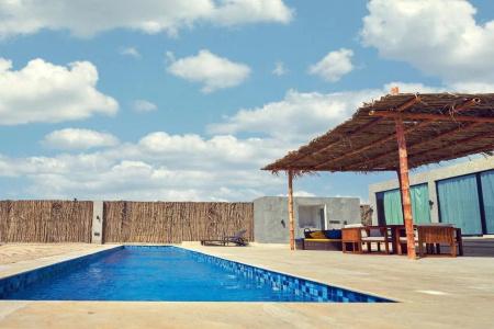 Caravana Beach Resort Al Zorah - 10