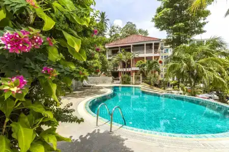 Baan Lukkan Patong Resort - 15