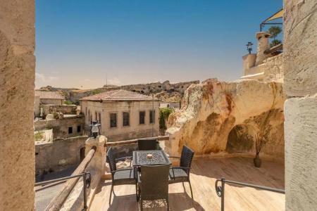 Elysion Cave Suites - 57