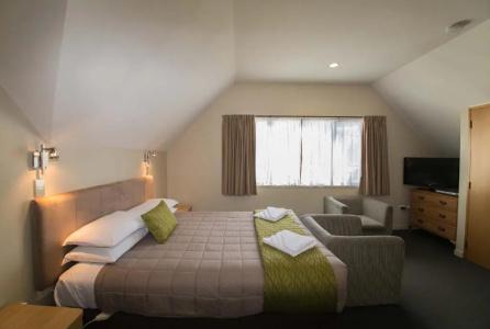 Allan Court - 133