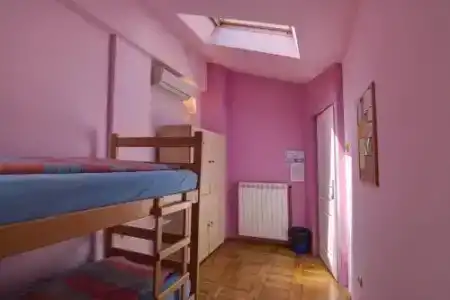 Manga Hostel - 4
