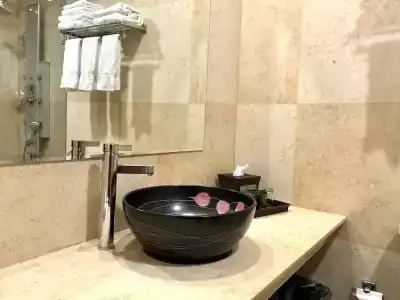 The Eldon Luxury Suites - 49
