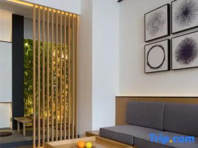 S. Designer (Chengdu Renmin South Road US Consulate) - 58