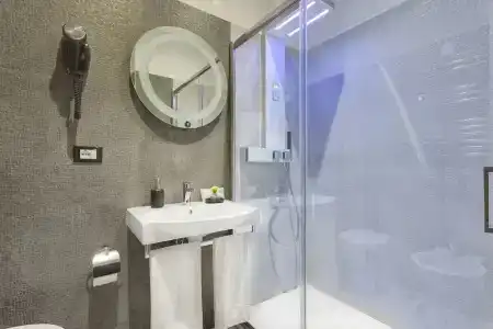 Excellence Suite - 72