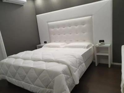 Reggia Suite Spa - 17
