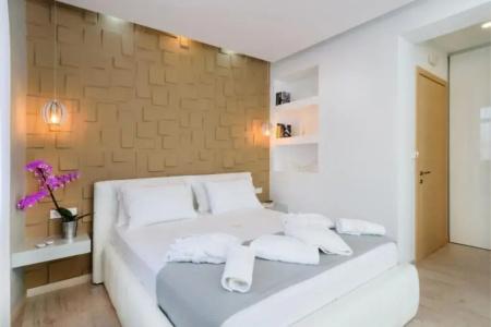 Diamond Luxury Suites - 57