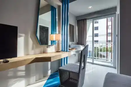 Atelier Suites - 77