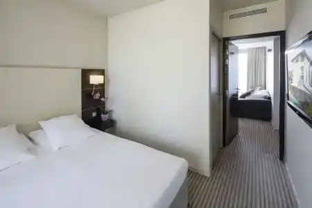 Best Western Plus hôTel De l'Arbois - 124