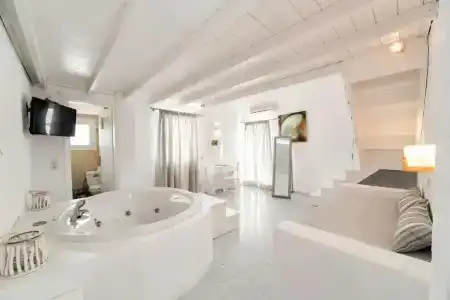 Artemis Suites - 126