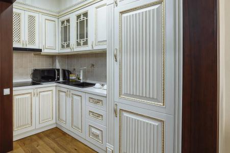 Royal Residence - 287