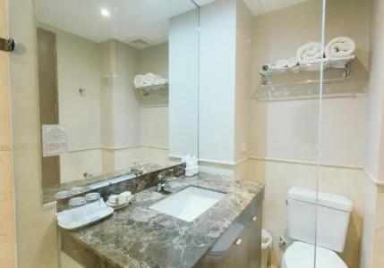 Thomson Residence - 150