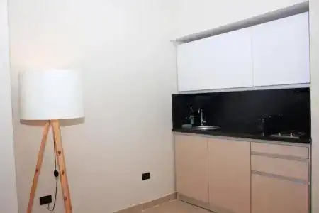 Redcon Suites - 80