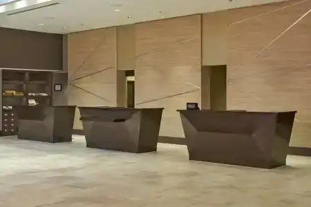 Hilton North Hills - 1