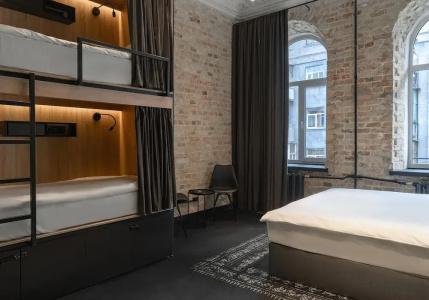 Globe Runner Hostel - 62