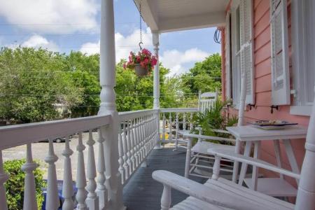 Bijou Boutique Inn - 6