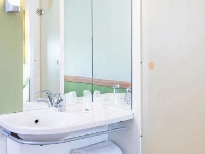 ibis budget Roissy CDG Paris Nord 2 - 7