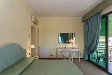 Siesta - 45