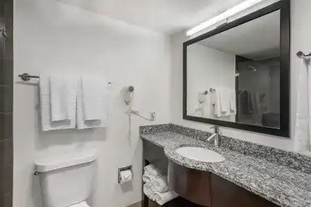 Best Western Palm Beach Lakes - 8