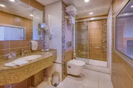 Best Western Plus Konak - 32